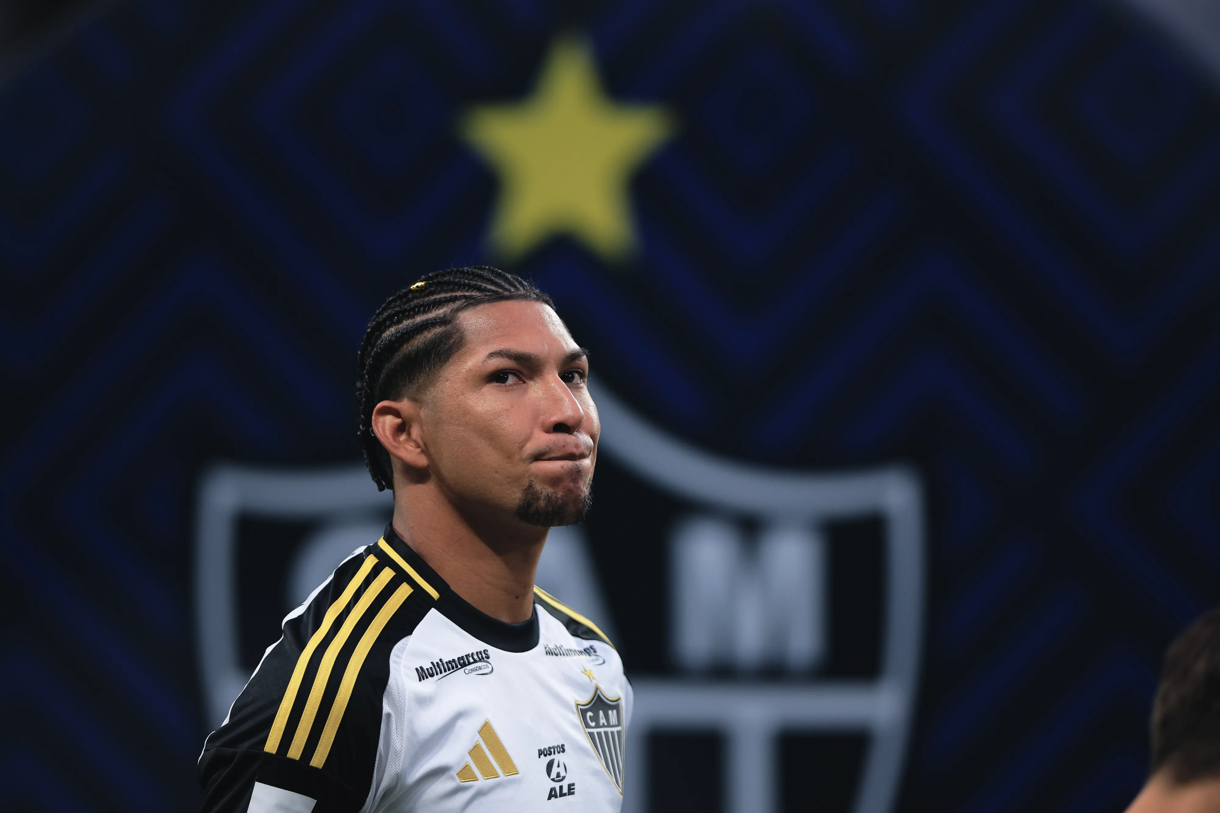 SP – SAO PAULO – 20/07/2025 – BRASILEIRO A 2025, PALMEIRAS X ATLETICO-MG – Rony jogador do Atletico-MG durante partida contra o Palmeiras no estadio Arena Allianz Parque pelo campeonato Brasileiro A 2025. Foto: Ettore Chiereguini/AGIF