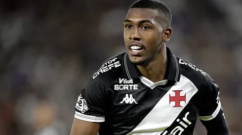 Rayan em campo pelo Vasco. Foto: Alexandre Loureiro/AGIF