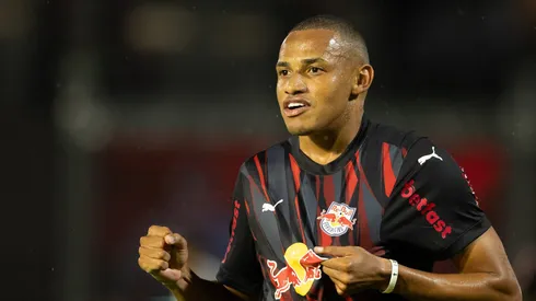 JOHN JOHN jogador do Bragantino comemora seu gol durante partida contra o Corinthians no estadio Cicero De Souza Marques pelo campeonato Paulista 2026. Foto: Joisel Amaral/AGIF
