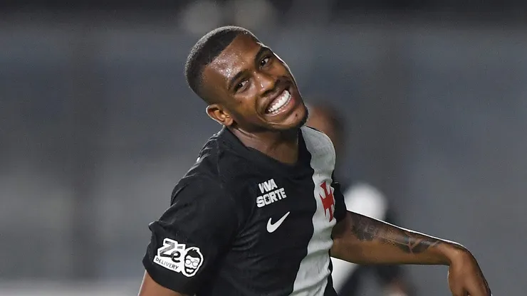 Rayan jogador do Vasco durante partida contra o Marica no estadio Sao Januario pelo campeonato Carioca 2026. Foto: Thiago Ribeiro/AGIF