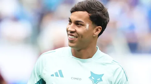 Kaio Jorge durante confronto entre Cruzeiro x Fluminense no Brasileirão de 2025.
