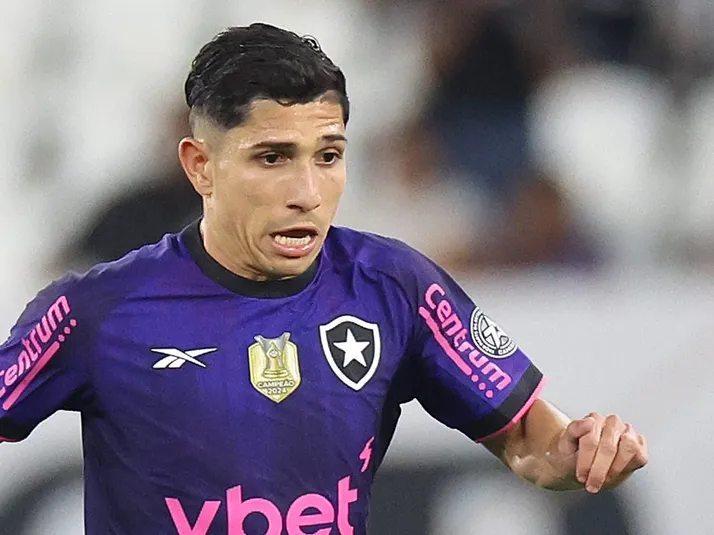 Presidente do Fluminense afirma que novela por Savarino está encerrada