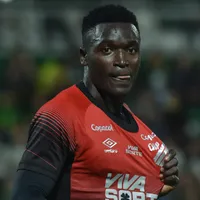 Viveros está voltando ao Athletico-PR, mas presença no clássico ainda é uma dúvida