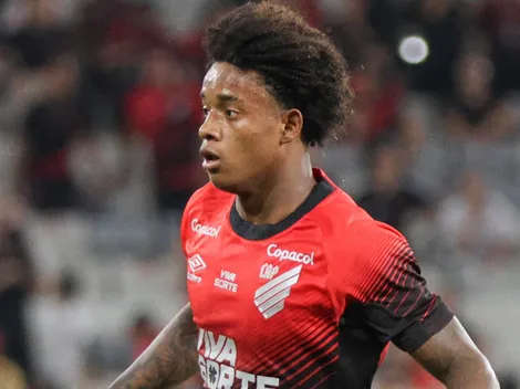 Cruzeiro mostra interesse na contratação de Bruninho, do Athletico-PR