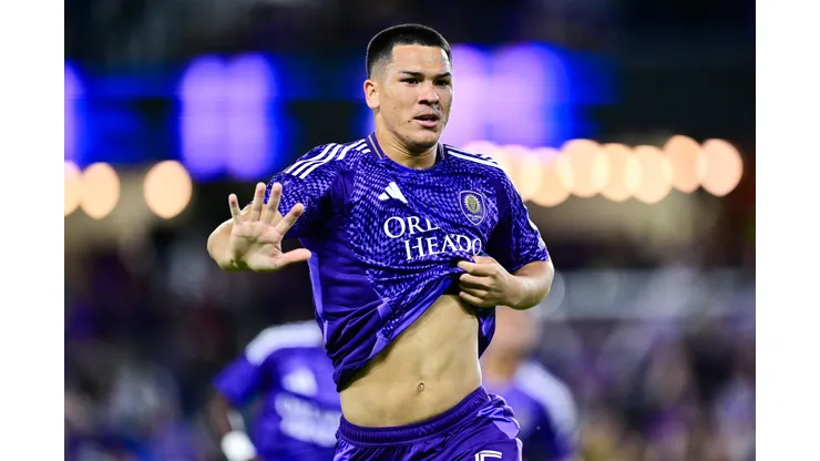 César Araújo, jogador do Orlando City