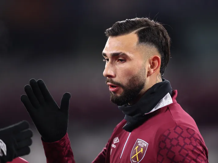 Flamengo volta a ter interesse em Castellanos e prepara nova oferta no meio do ano