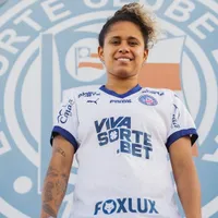 Bahia anuncia a contratação da meia Raquel