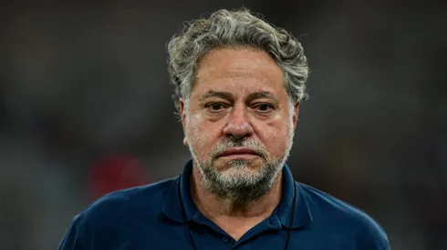 Julio Casares presidente do Sao Paulo antes da partida contra o Flamengo no estadio Maracana pelo campeonato Brasileiro A 2024.  Foto: Thiago Ribeiro/AGIF
