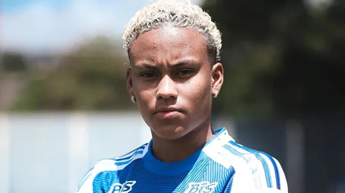 A jogadora é mais uma do pacotão de reforços das Cabulosas – Foto: Redes Socias/Cruzeiro
