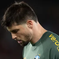 Tiago Volpi negocia rescisão de contrato com o Grêmio