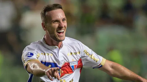 Pochettino jogador do Fortaleza comemora seu gol durante partida contra o América-MG no estádio Independência pelo campeonato Copa Sul-Americana 2023. Foto: Alessandra Torres/AGIF

