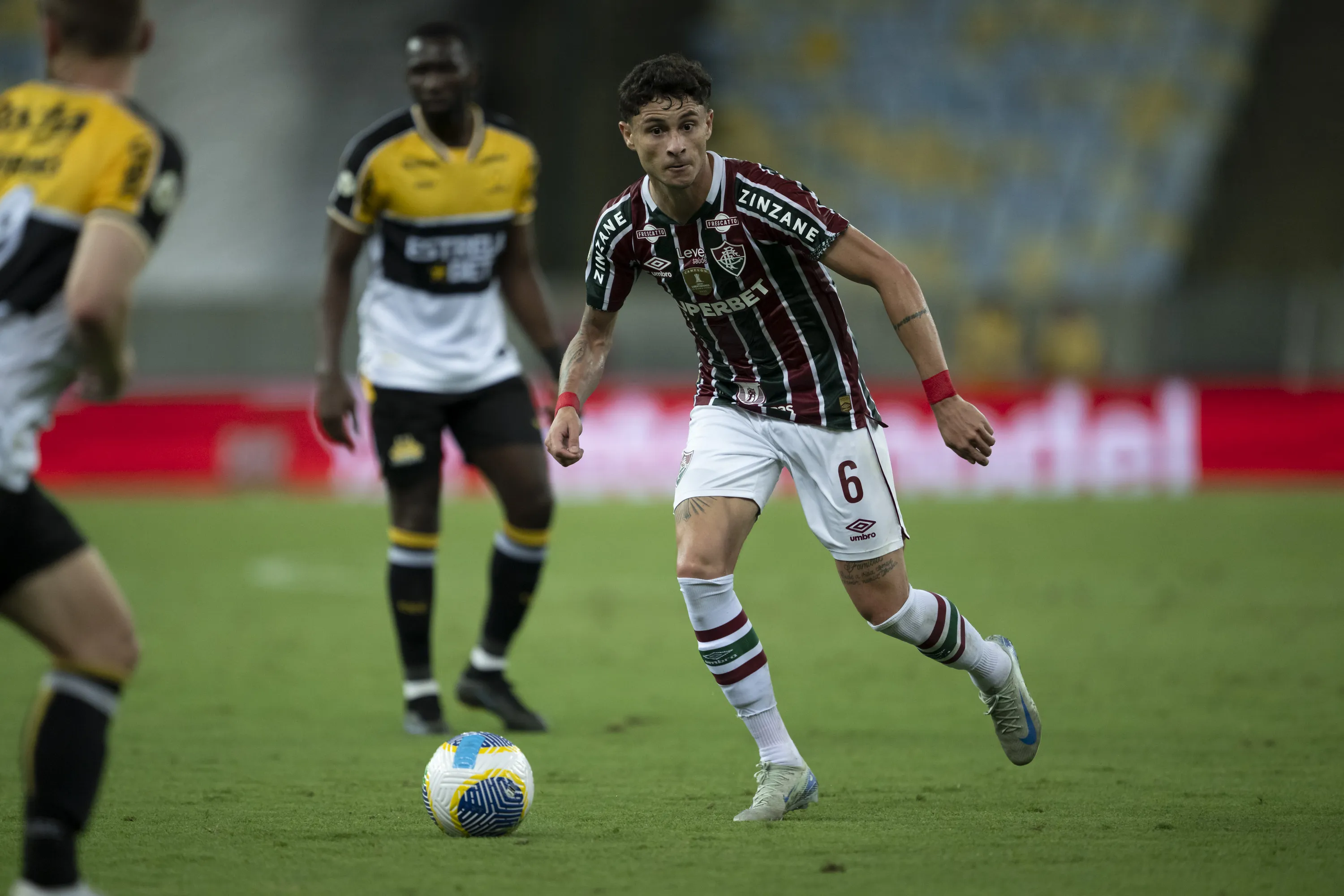 Diogo Barbosa em Fluminense x Criciúma pelo campeonato Brasileiro A 2024. Foto: Jorge Rodrigues/AGIF