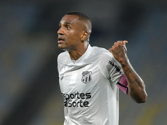 Remo contrata o zagueiro Marllon, ex-Ceará