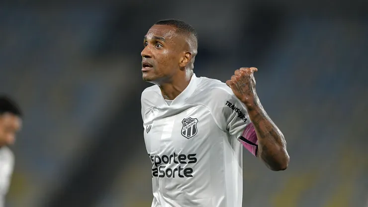 Marllon teve passagem pelo Fluminense. Foto: Thiago Ribeiro/AGIF