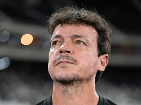 Lucas Freitas, fora dos planos de Diniz, encaminha saída do Vasco rumo ao Vitória