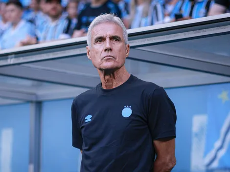 Luís Castro explica contratação de Weverton e avalia disputa no Grêmio