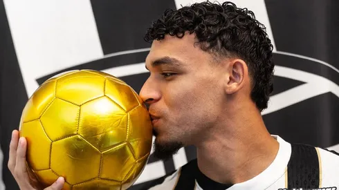 Victor Hugo é anunciado pelo Galo. Foto: Divulgação Atlético-MG

