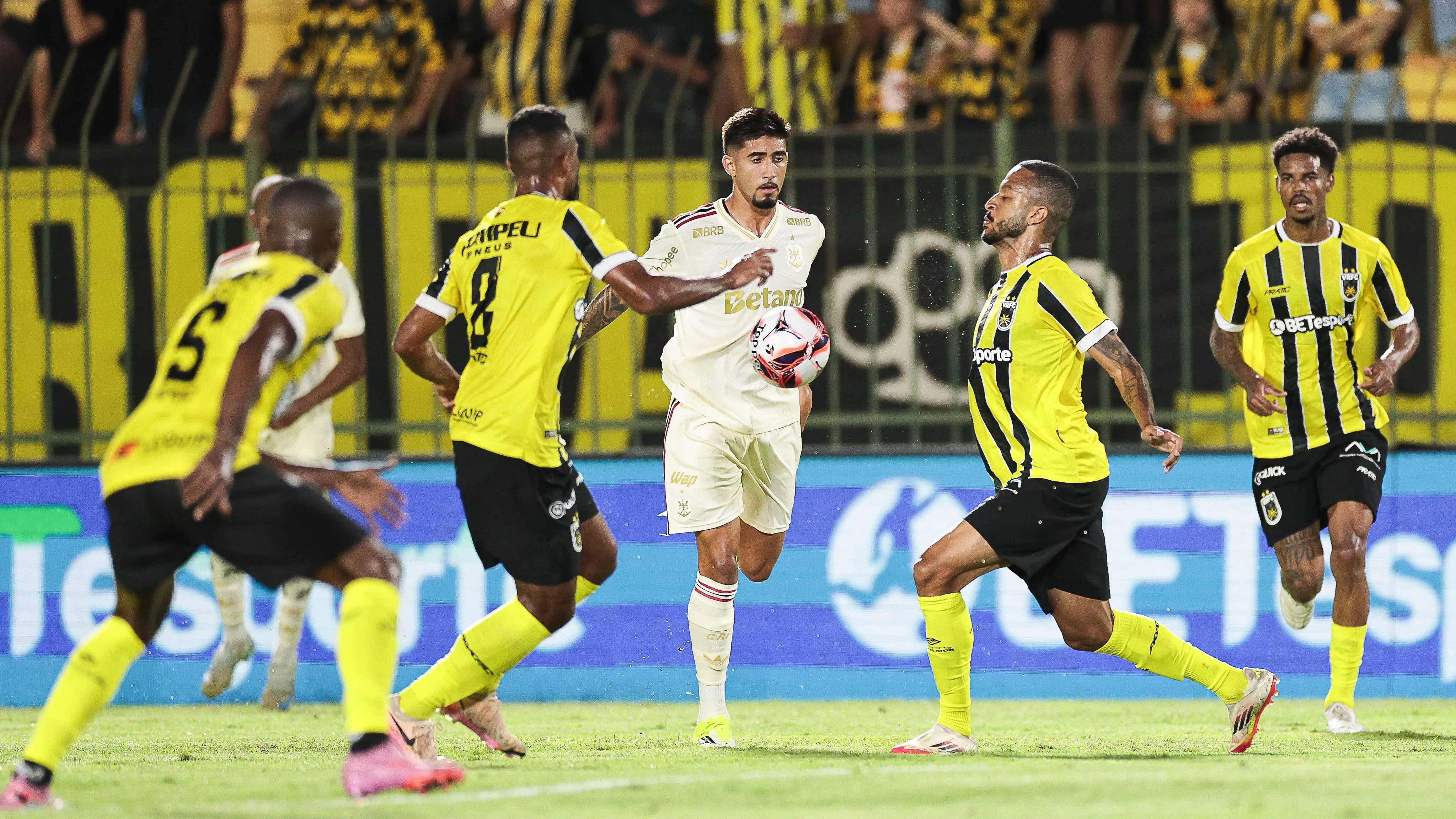 Volta Redonda x Flamengo. Foto: Gilvan de Souza/Flamengo