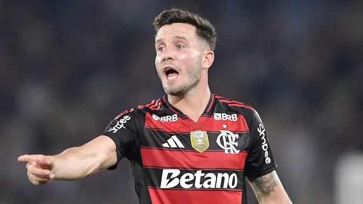 Saúl, do Flamengo, se recupera de cirurgia no calcanhar