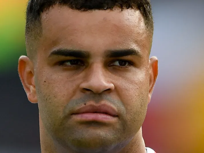 Crespo responde se Alisson vai trocar São Paulo pelo Corinthians