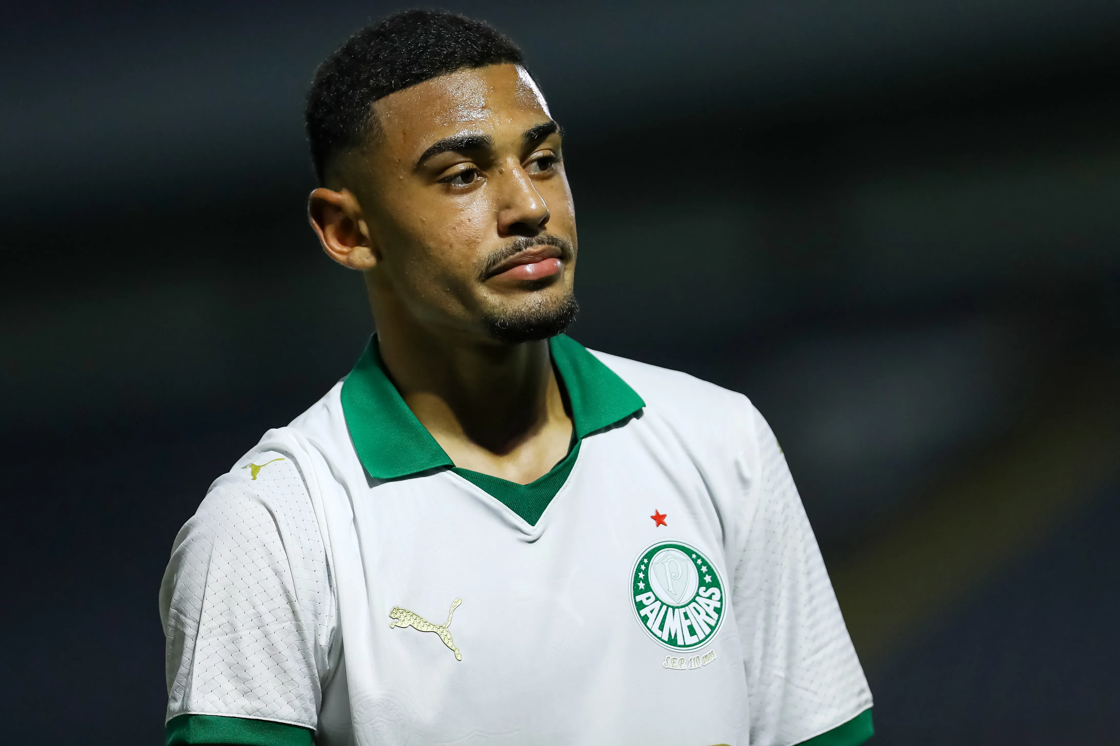 SP – BARUERI – 06/01/2025 – COPA SAO PAULO 2025, SANTA CRUZ-AC X PALMEIRAS – Riquelme Fillipi jogador do Palmeiras durante partida contra o Santa Cruz-AC no estadio Arena Barueri pelo campeonato Copa Sao Paulo 2025. Foto: Marco Miatelo/AGIF