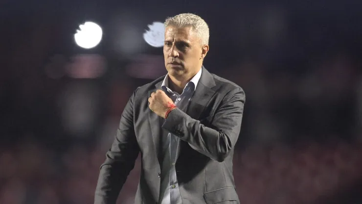 Hernan Crespo técnico do São Paulo durante partida contra o Botafogo no estádio Morumbi pelo campeonato Brasileiro A 2025. Foto: Alan Morici/AGIF