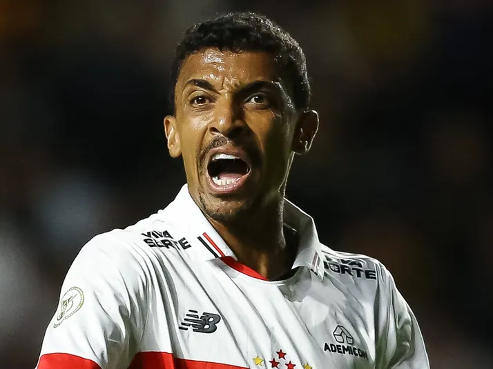 Odair Hellmann elogia Luiz Gustavo, provável reforço do Athletico-PR