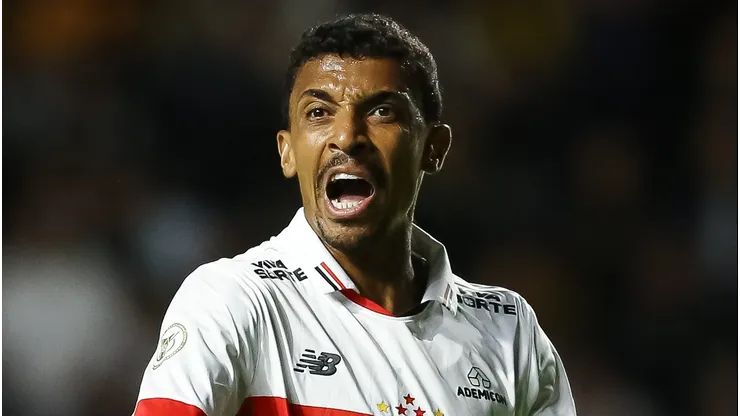 Luiz Gustavo está perto de ser reforço do Athletico-PR. Foto: Pedro H. Tesch/Getty Images
