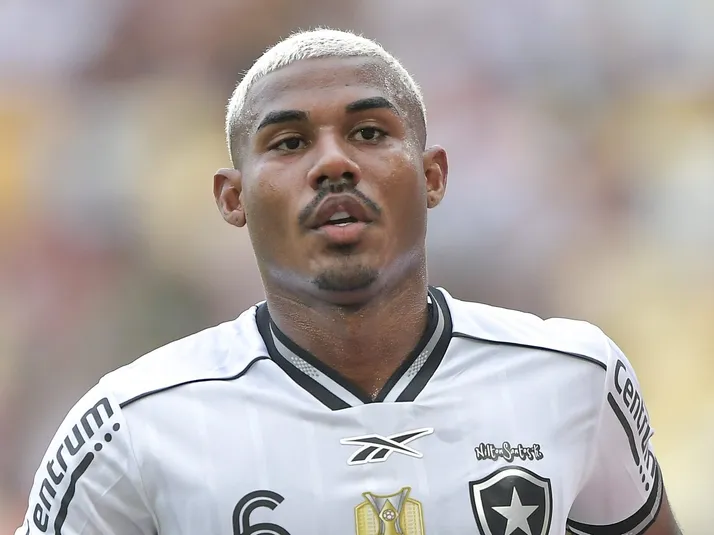 Vasco quer contratar Cuiabano, ex-Botafogo