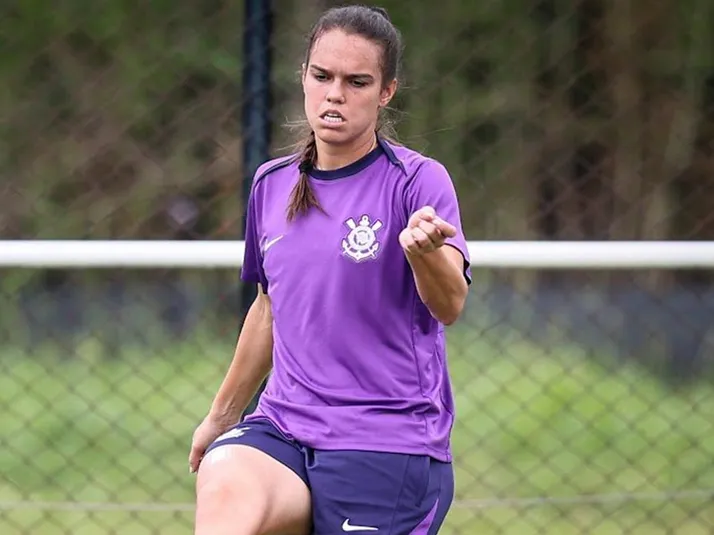 Ana Vitória sobre disputa do Mundial Feminino com o Corinthians: “Vai ser muito bom”