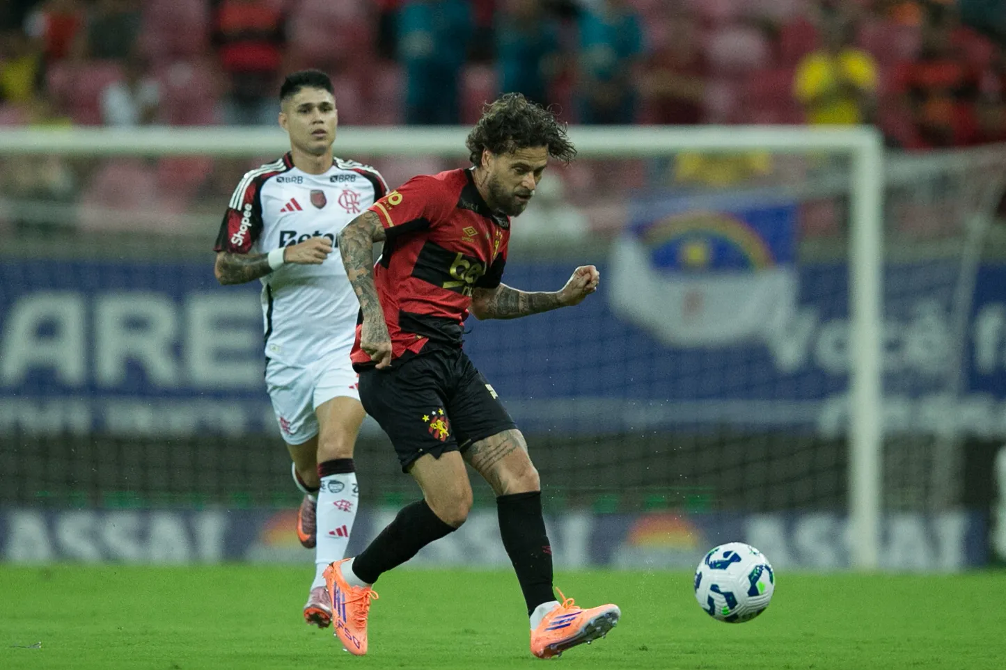 Lucas Lima em Sport x Flamengo pelo Campeonato Brasileiro A 2025. Foto: Marlon Costa/AGIF