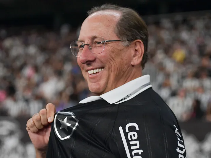 John Textor quer "atravessar" o Vasco e trazer Cuiabano ao Botafogo em 2026