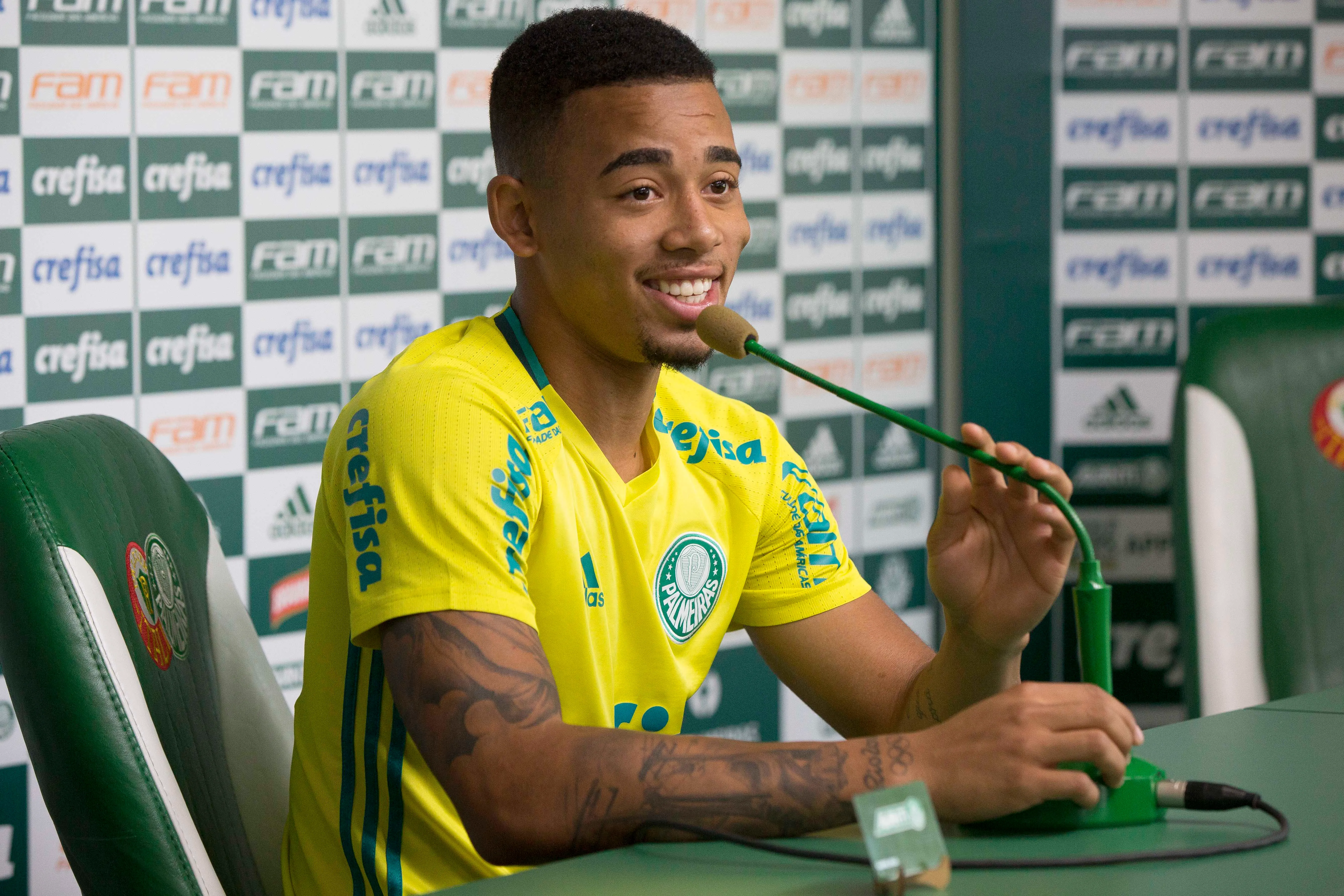 SAO PAULO – SP – 07/12/2016 – COLETIVA DO PALMEIRAS – Atacante Gabriel Jesus  durante coletiva de imprensa do Palmeiras no CT Academia de Futebol – Barra Funda. Foto: Daniel Vorley/AGIF.