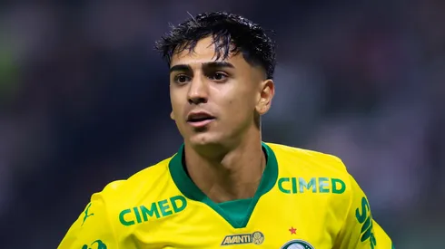 Facundo Torres jogador do Palmeiras durante partida contra o Fluminense no estádio Arena Allianz Parque pelo campeonato Brasileiro A 2025. Foto: Marcello Zambrana/AGIF
