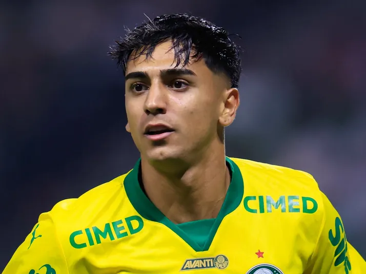 Palmeiras encaminha saída de Facundo Torres