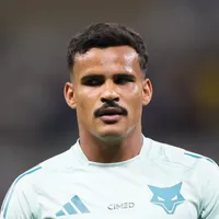 Como faz nova tentativa para contratar Kaiki, lateral do Cruzeiro