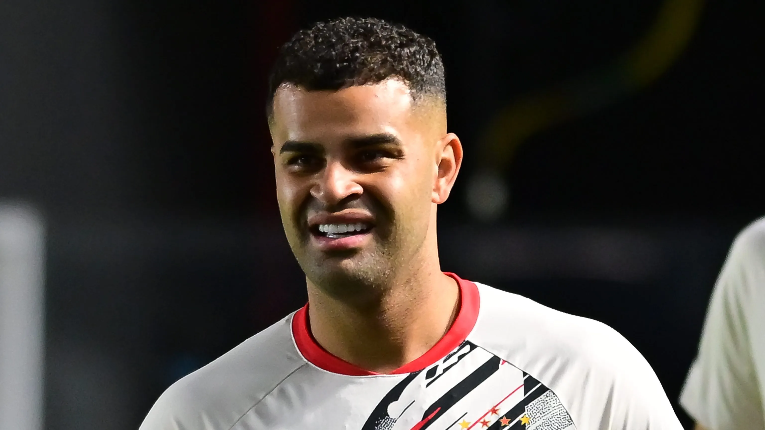 São Paulo se decidiu sobre Alisson - Foto: Jota Erre/AGIF.