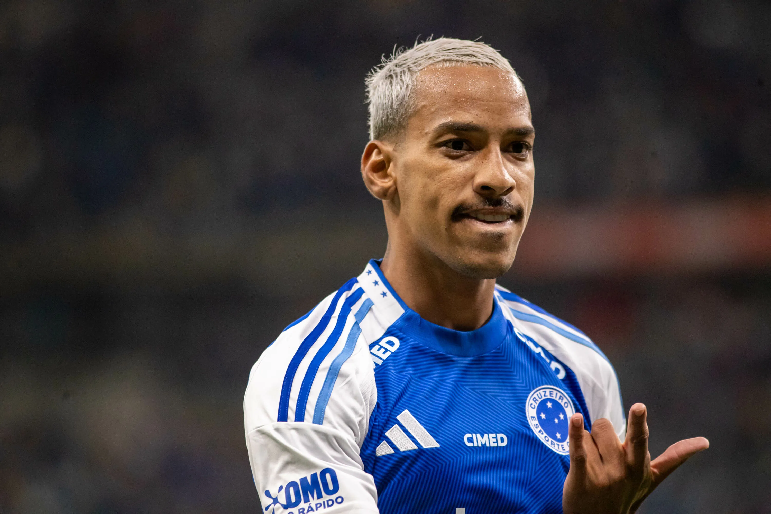 MG – BELO HORIZONTE – 04/12/2025 – BRASILEIRO A 2025, CRUZEIRO X BOTAFOGO – Matheus Pereira jogador do Cruzeiro comemora seu gol durante partida contra o Botafogo no estadio Mineirao pelo campeonato Brasileiro A 2025. Foto: Fernando Moreno/AGIF