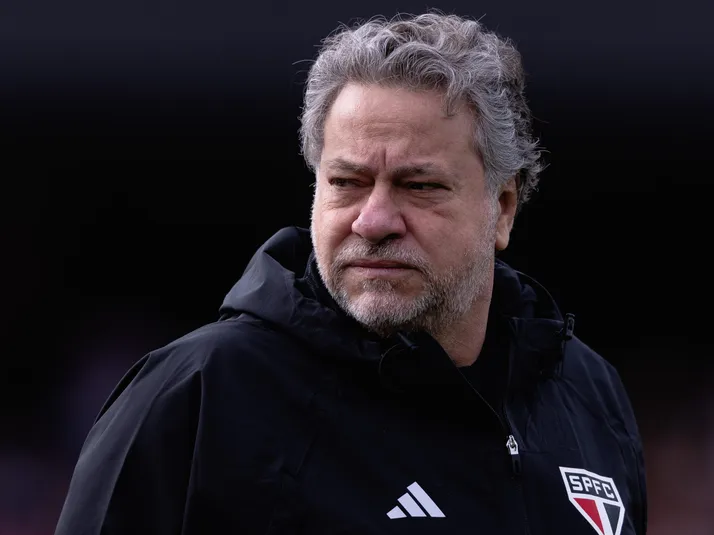 Casares se articula para evitar impeachment no São Paulo