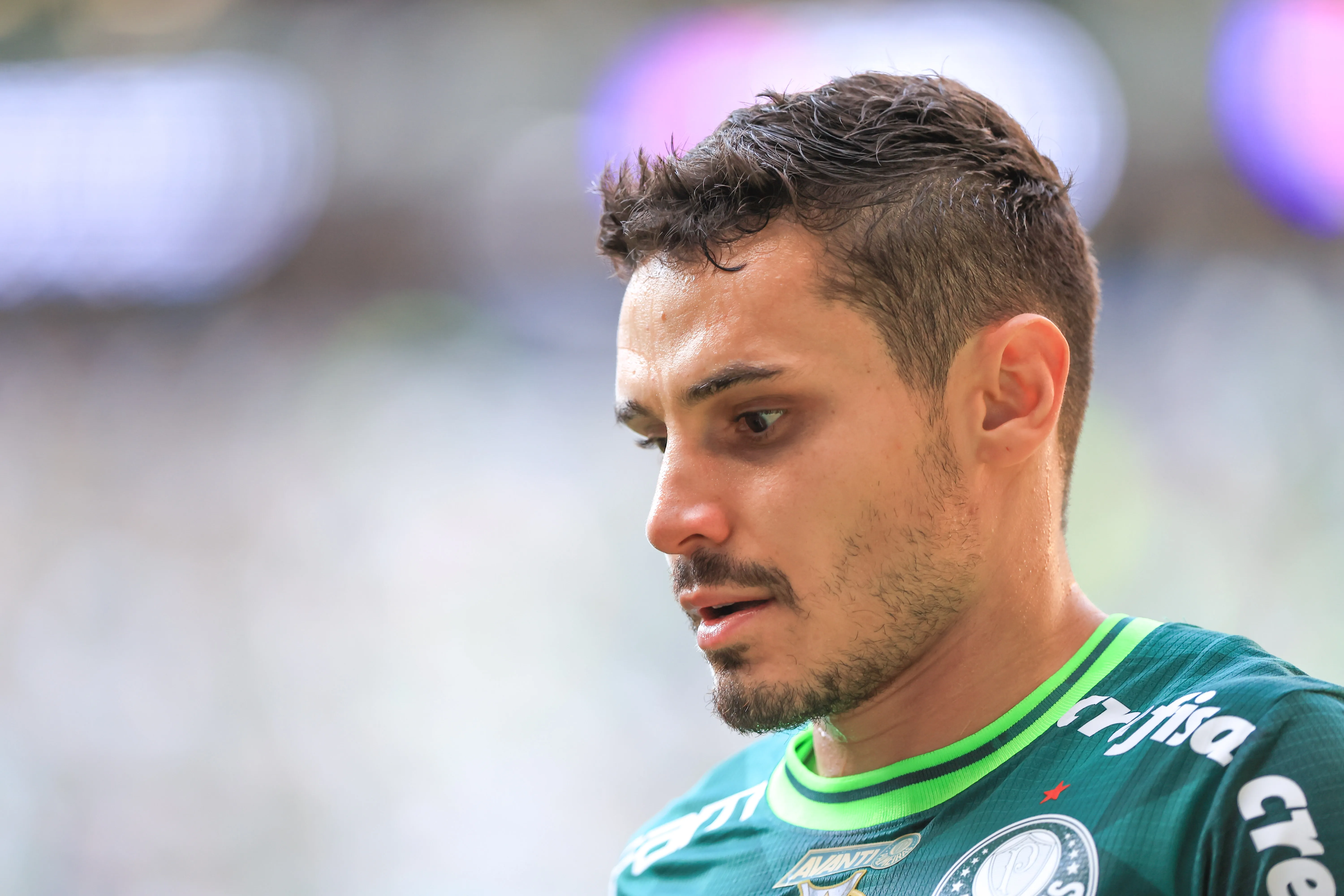 SP – SAO PAULO – 25/06/2023 – BRASILEIRO A 2023, PALMEIRAS X BOTAFOGO – Raphael Veiga jogador do Palmeiras durante partida contra o Botafogo no estadio Arena Allianz Parque pelo campeonato BRASILEIRO A 2023. Foto: Marcello Zambrana/AGIF