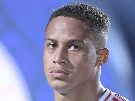 Santos é avisado que Internacional busca permanência de Vitinho