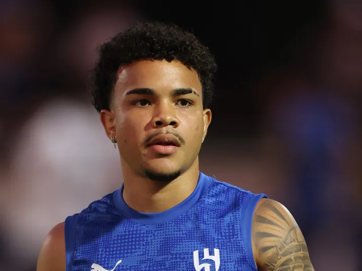 Kaio César ainda jogará pelo Al-Hilal antes do Corinthians