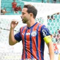 Everton Ribeiro projeta duelo do Bahia com o Vitória