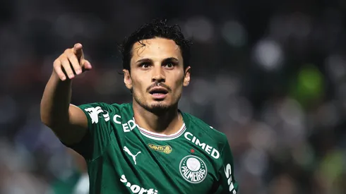 Veiga pode deixar o Palmeiras em breve.