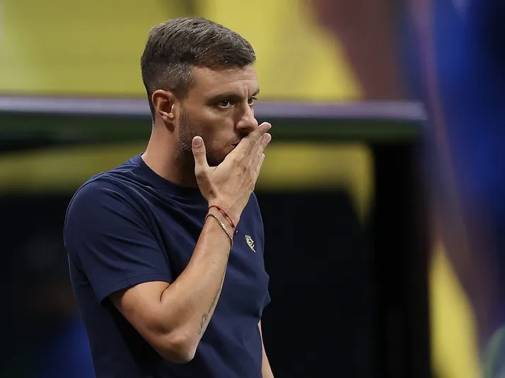 Anselmi revela que Savarino estava relacionado pelo Botafogo