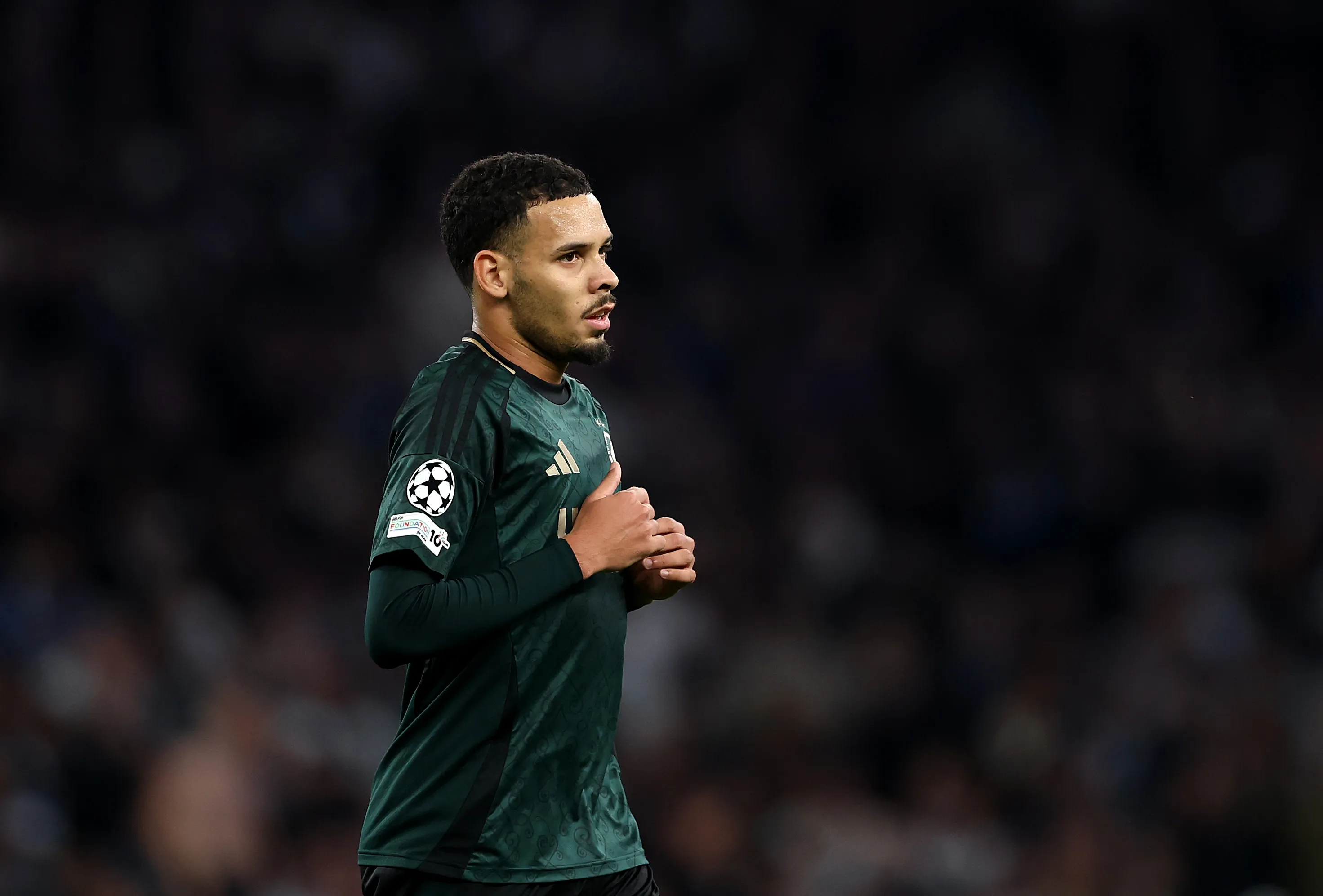 Gabriel Pereira negocia com o Inter – Foto: Alex Pantling/Getty Images.