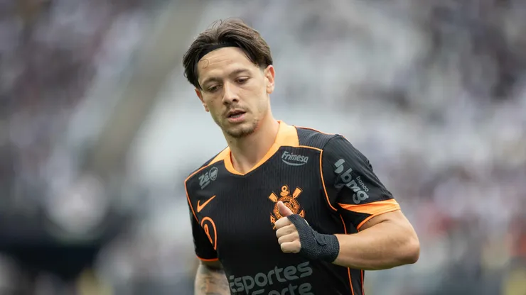 Rodrigo Garro jogador do Corinthians durante partida contra o Gremio no estadio Arena Corinthians pelo campeonato Brasileiro A 2025.