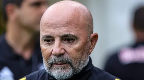Jorge Sampaoli tecnico do Atletico-MG durante partida contra o Bragantino no estadio Cicero De Souza Marques pelo campeonato Brasileiro A 2025. Foto: Fabio Giannelli/AGIF