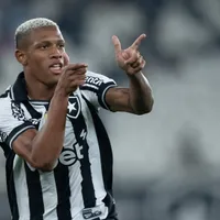 Botafogo decide não vender Danilo ao Flamengo
