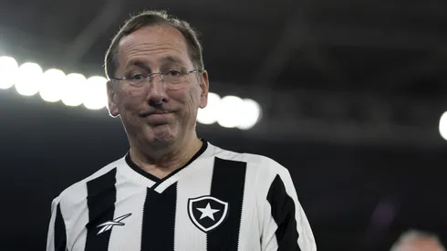John Textor dono da SAF do Botafogo antes da partida contra o Vitoria no estádio Engenhão pelo campeonato Brasileiro A 2024. Foto: Jorge Rodrigues/AGIF